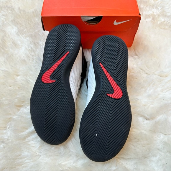 Jr Phantom VSN 2 Club DF IC - Indoor court / Futsal Flat bottom sneaker shoes - Picture 2 of 11